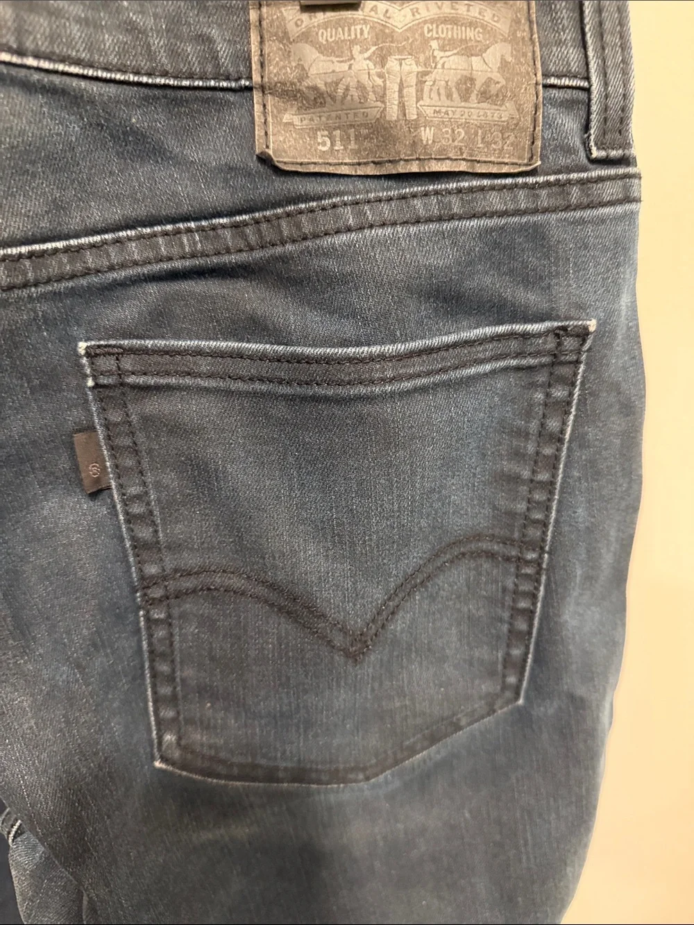 Levi's Men's Straight Jeans in Dark Blue